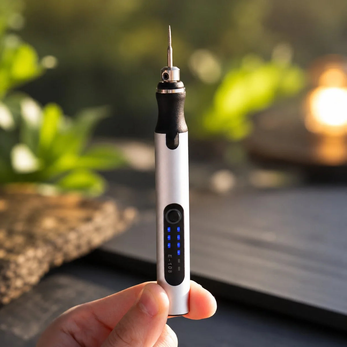 Akku Gravierstift mit 56-teiligem Zubehör | Gravellon