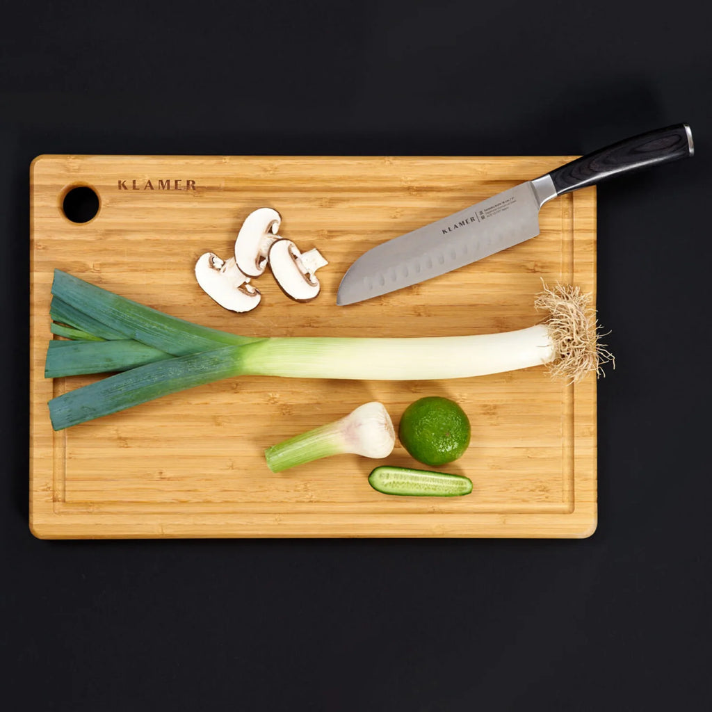 Santoku Damastmesser & Schneidebrett Set