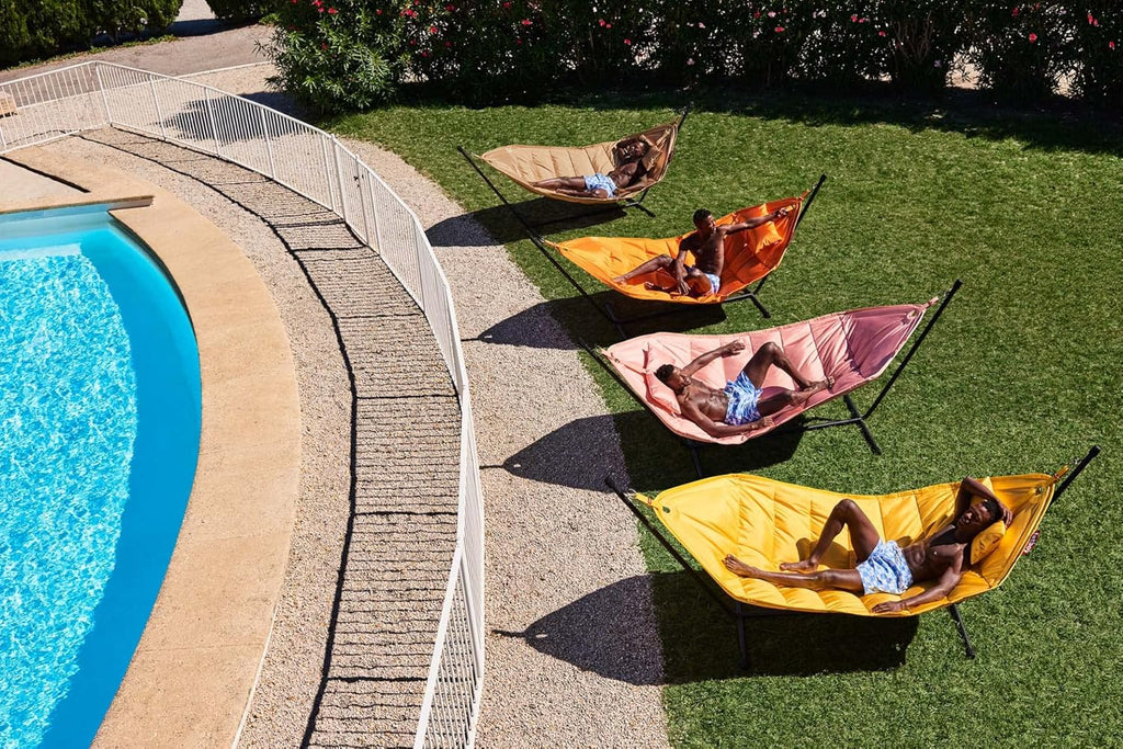 Fatboy® Headdemock Hängematte Taupe - Hängematte mit Gestell - Outdoor geeignet für Garten & Terrasse - 270 x 138 cm