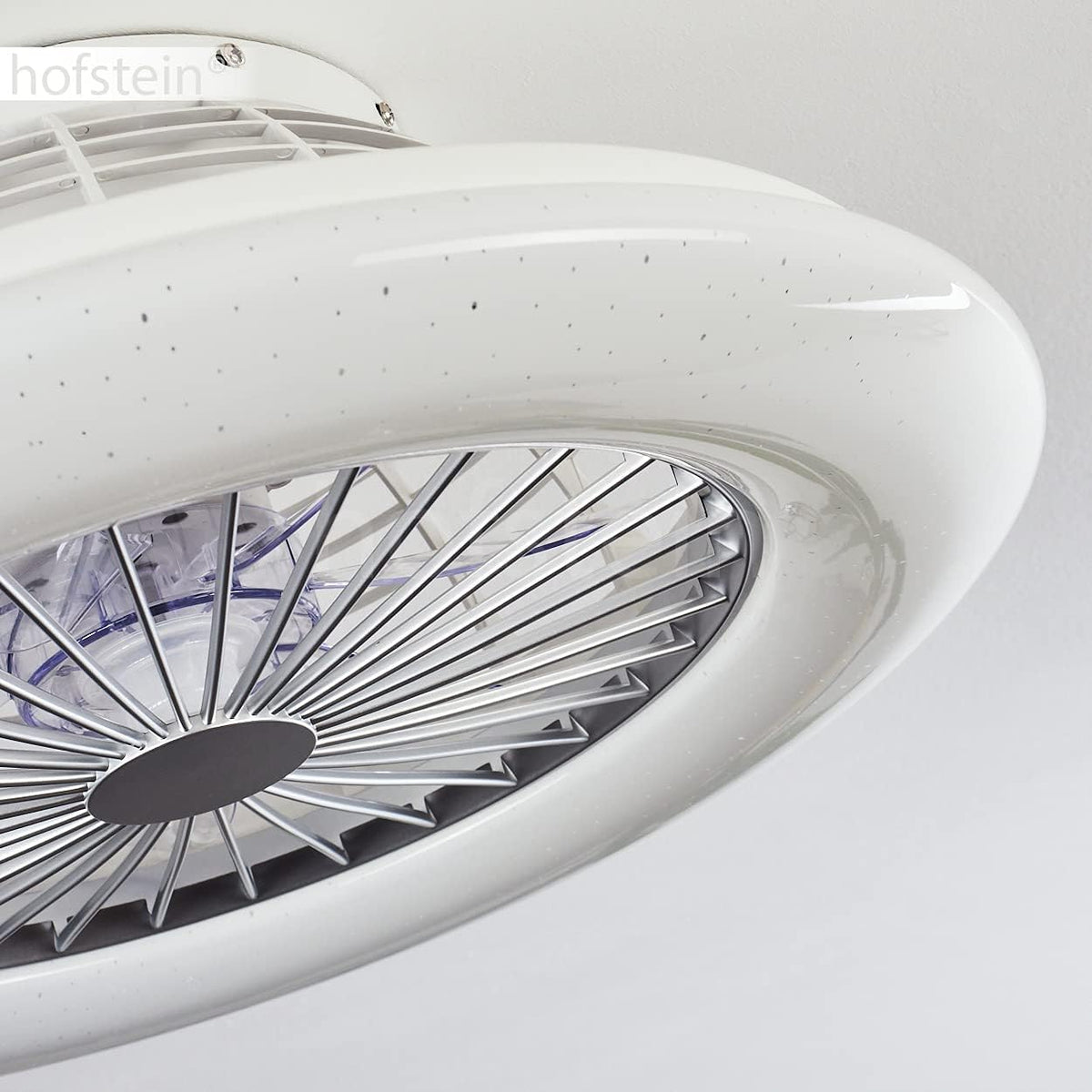 LED Deckenventilator Piraeus, Deckenlampe mit Ventilator aus Metall und Kunststoff in Weiß, RGB Farbwechsler, über Fernbedienung dimmbar, Timer und Nachtlicht, 40 Watt, 2200 Lumen, 3000-6500 Kelvin