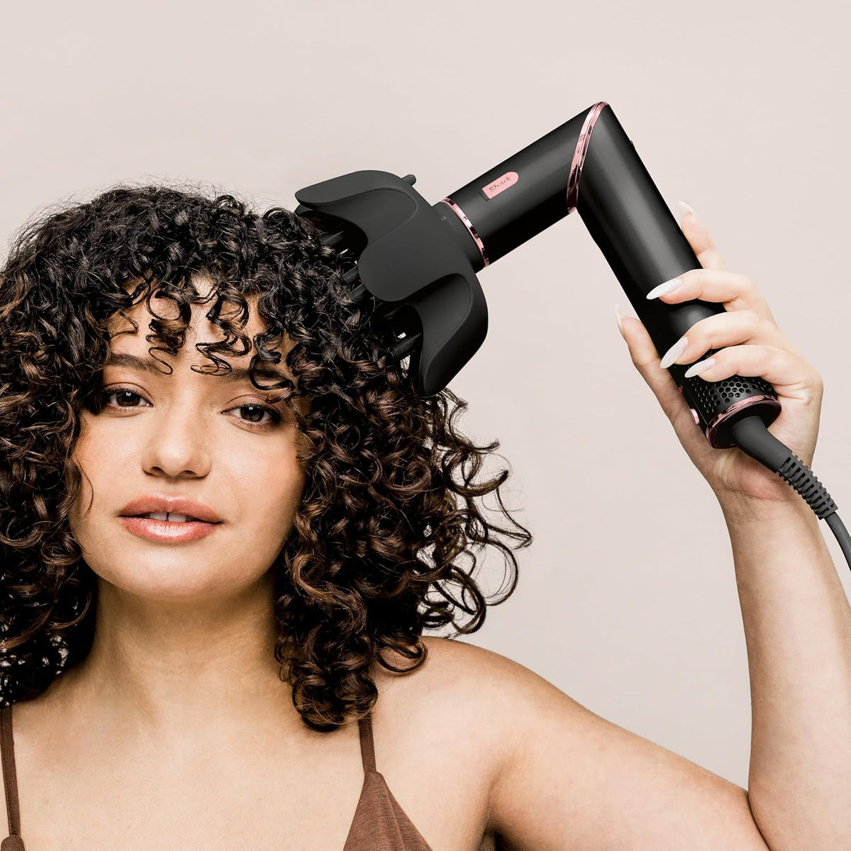 Shark FlexStyle 5-in-1 Luftstyler & Haartrockner, Auto-Wrap-Lockenaufsatz, Paddle-Bürste, Ovalbürste, Konzentrator, Diffusor, Aufbewahrungskoffer, Keine Hitzeschäden, Schwarz/Roségold, HD440EU