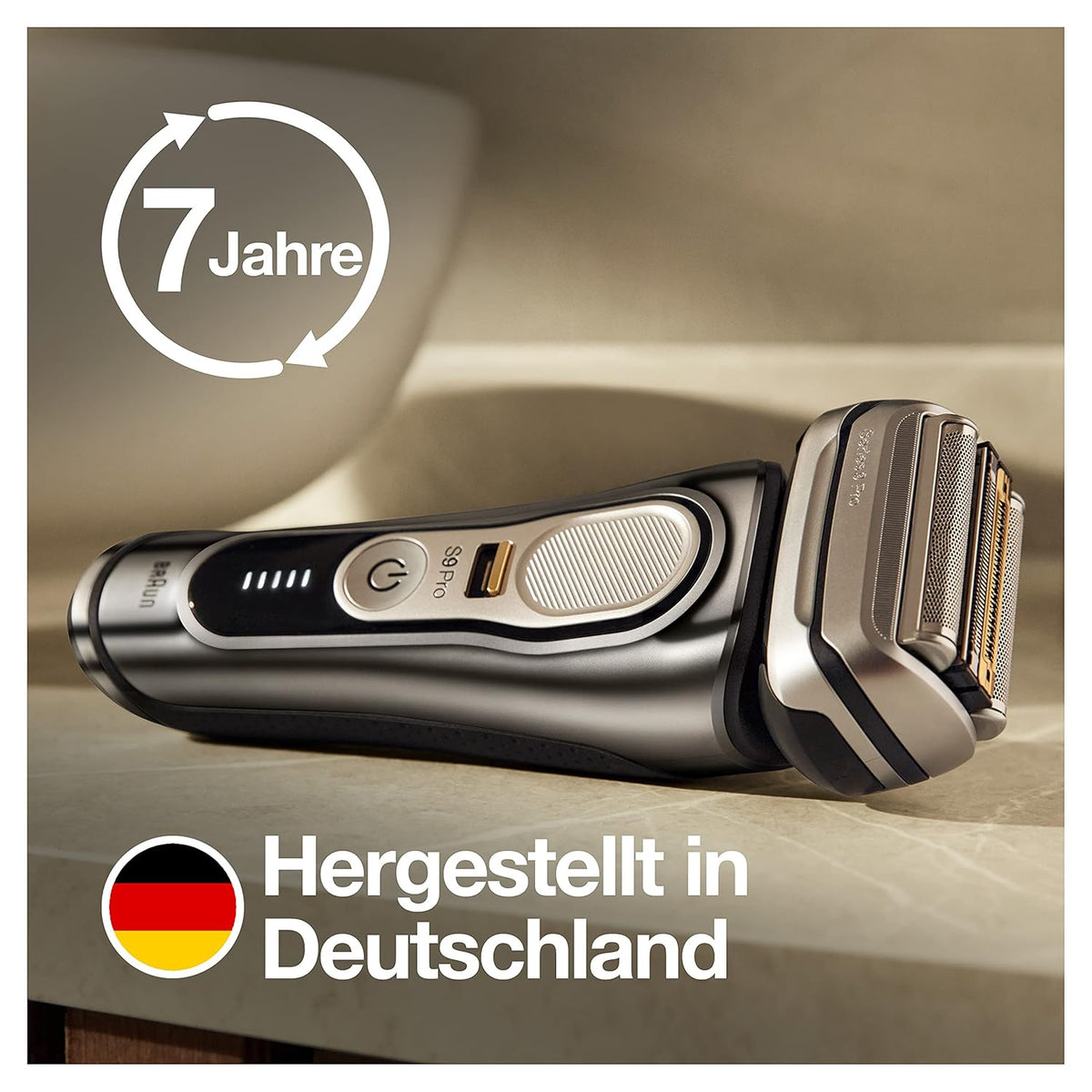 Braun Series 9 Pro Elektrorasierer für Herren, Bartrasierer mit ProLift-Trimmer und 4-in-1-Kopf, 5-in-1-Reinigungs- und Ladecenter, Tasche, wiederaufladbar, kabellos, 9466 CC, Chrom