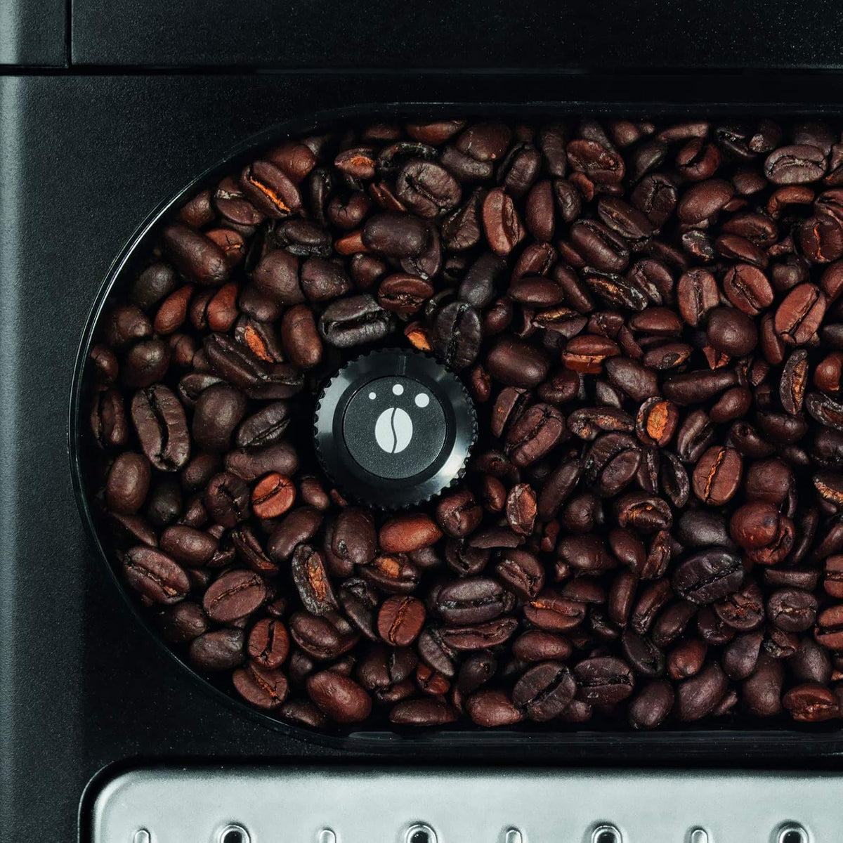 Krups Essential Kaffeevollautomat mit Milchschlauch, 2-Tassen-Funktion, LCD-Display, Einfache Reinigung, Kaffeemaschine, TÜV-Siegel, Schwarz, EA816031
