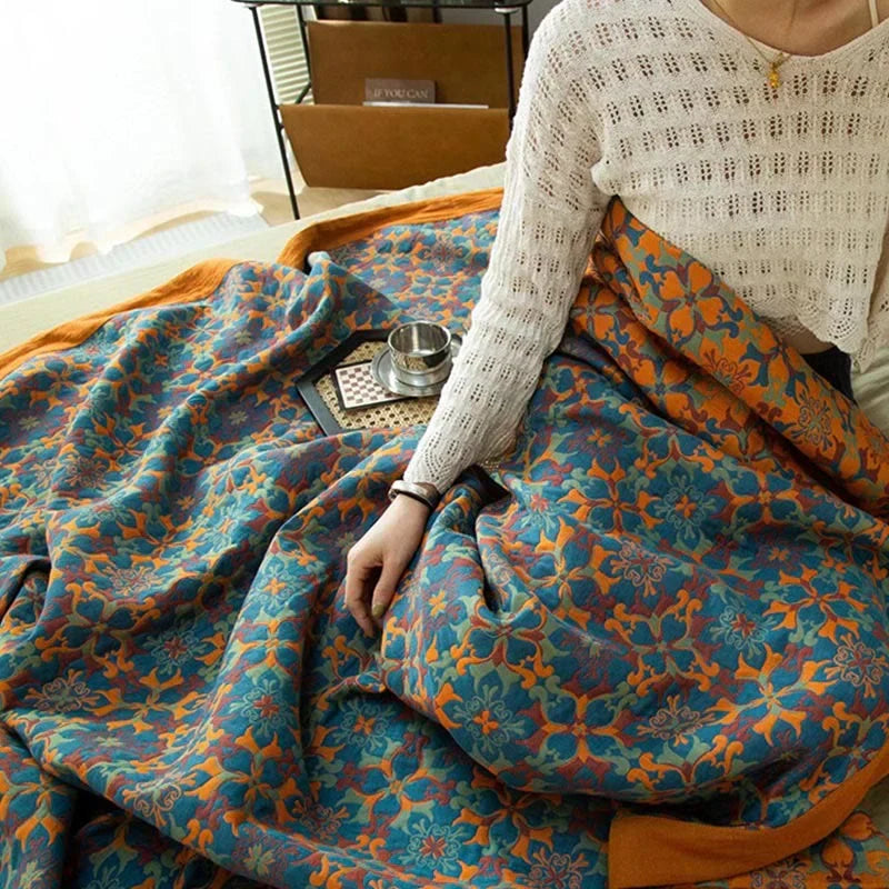 Blau Gemusterter Sechs-Lagen Baumwoll-Quilt – TerraLoom Komfortdecke
