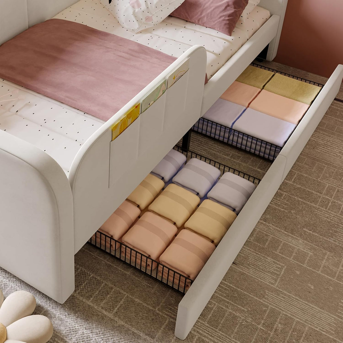 ANIROY Kinder-Spleißbett 90x200cm, Polsterbett, Schlafsofa Daybett Tagesbett Einzelbett mit Metallbettgestell & 3 Aufbewahrungstaschen & 2 Schubladen auf Rollen, Samt, Weiß
