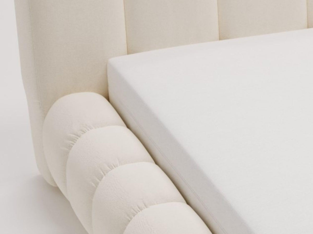 GRAINGOLD Doria Bett 140x200, Polsterbett mit Bettkasten, Polsterbett mit Stauraum, Velour, mit Lattenrost, mit Kopfteil, ohne Matratze (Creme, 140x200)