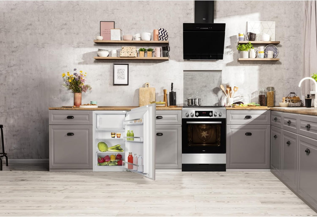 Amica Einbau‑Kühlschrank mit Gefrierfach Festtür‑Technik 880 mm Nische elektronische Steuerung Inverter‑Motor LED Beleuchtung 87,1 x 54 x 54 cm – Einbau Kühl Gefrierkombination