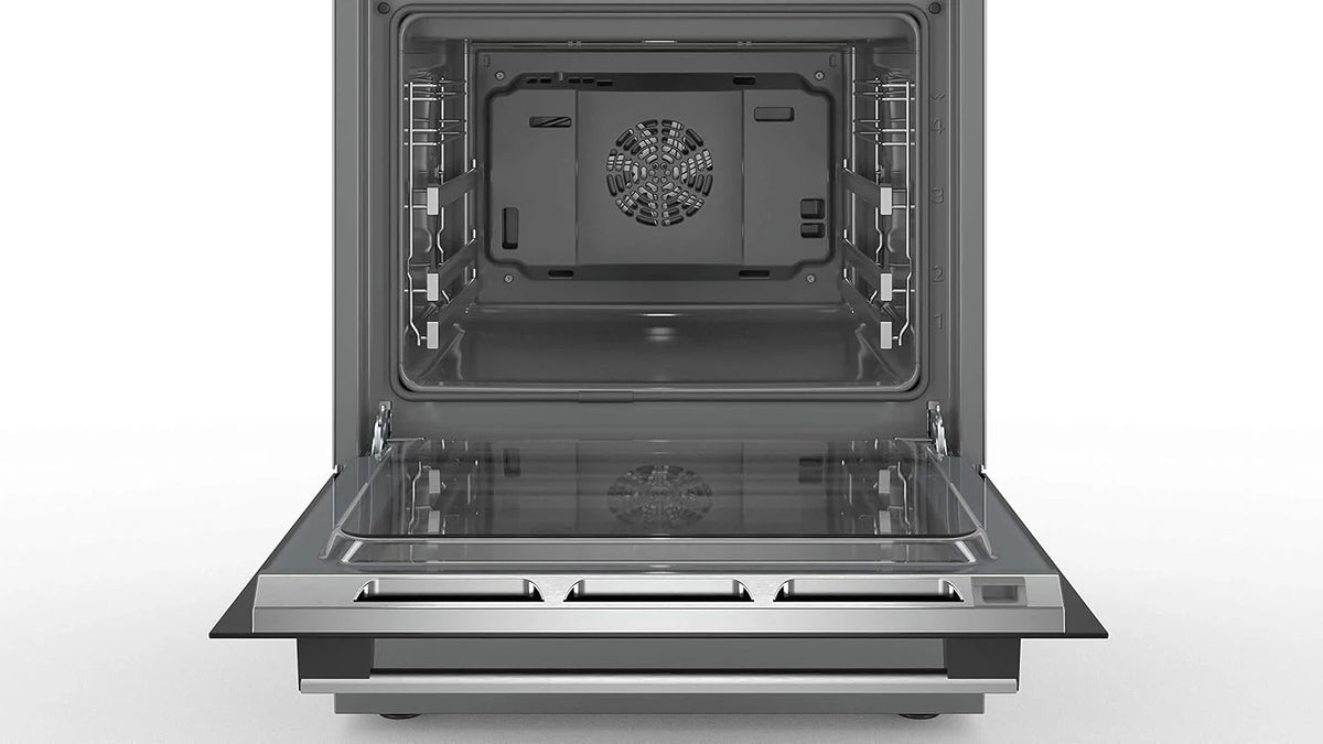 Bosch HKR39C250 Serie 4 Elektro-Standherd, 60 cm breit, EcoClean Direct Reinigungshilfe, 3D Heißluft Backen auf 3 Ebenen, LED-Display-Steuerung, erweiterbare Kochzone für großes Kochgeschirr