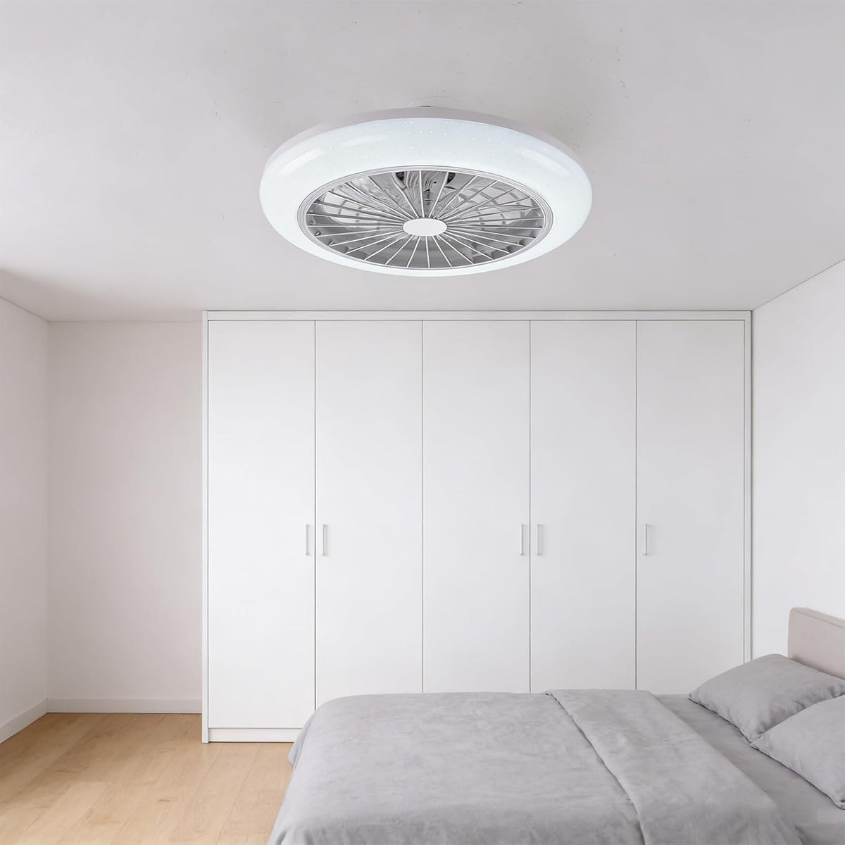 45cm Deckenventilator mit Beleuchtung Leise, LED RGB Deckenleuchte mit Ventilator und Fernbedienung Dimmbar, 6 Windstufen Reversibel, APP Timer mit Integrierter Lautsprecher für Schlafzimmer