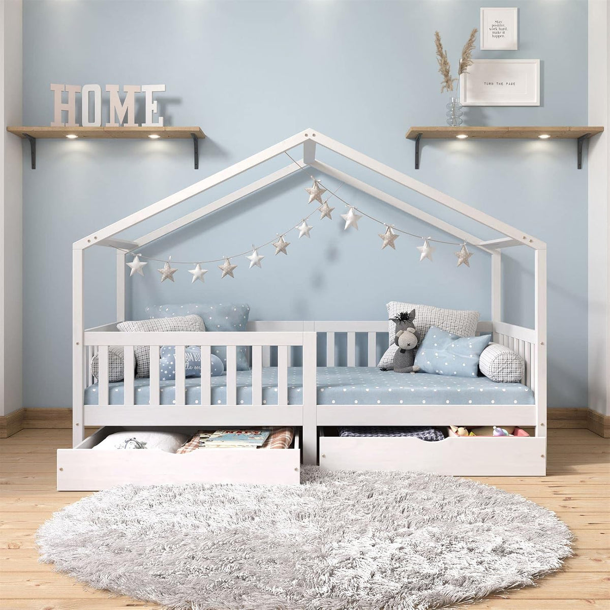 IDIMEX Hausbett ELEA aus massiver Kiefer, Kinderbett mit Rausfallschutz 90x200cm, Spielbett mit Dach in weiß