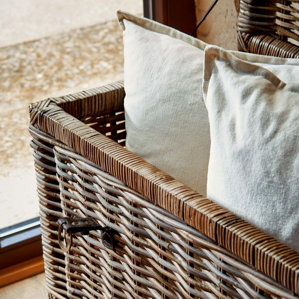 Loberon Truhe Hailee, Handgeflochten, Unterteilter Stauraum, Aufbewahrung, Ordungshelfer, Rattan, Büffel-Veloursleder, braun