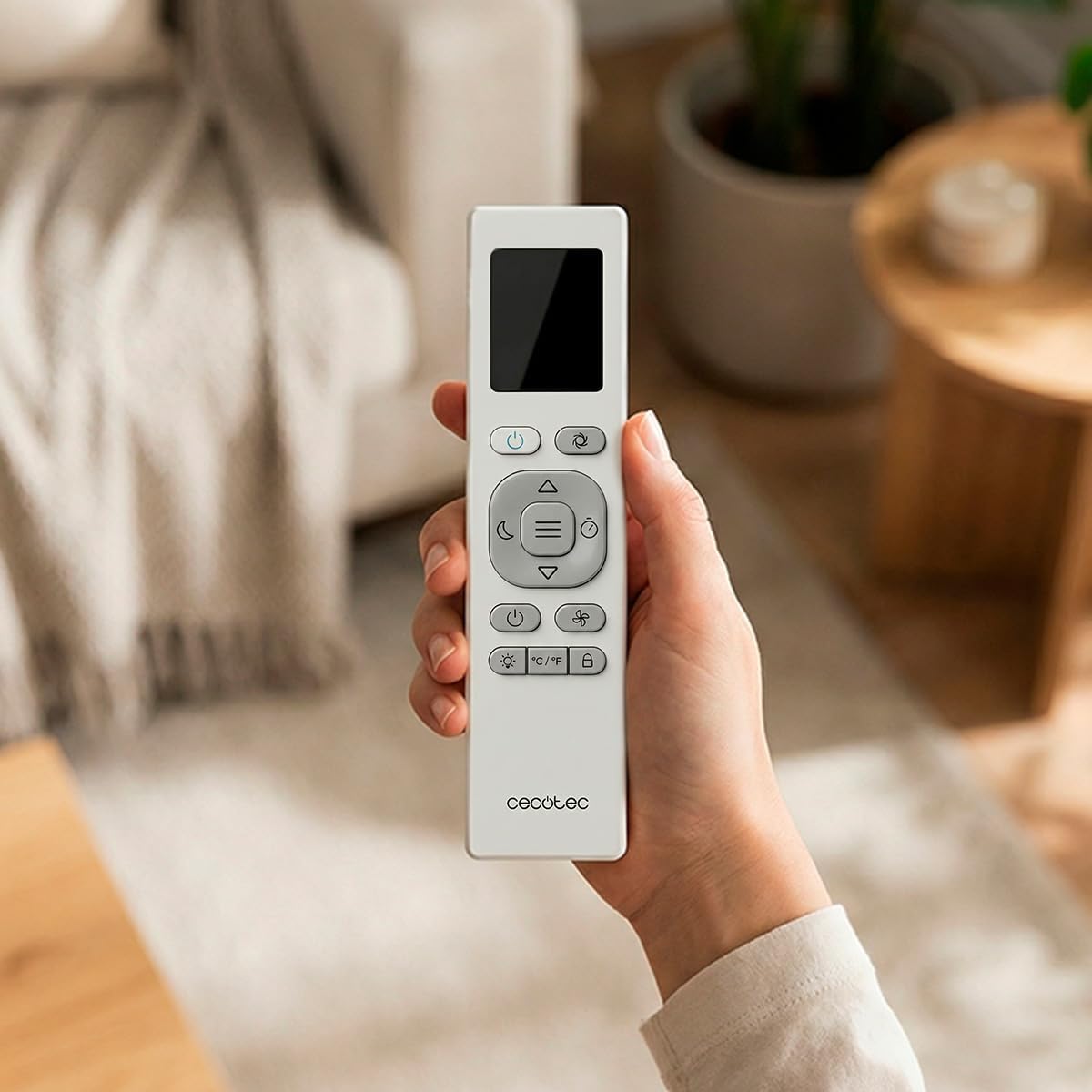 Cecotec Mobile Klimageräte ForceClima 12600 Nux Heating Connected. 12000 BTU, Heizfunktion, WLAN, 5 Modi, 3 Stufen, bis 30 m², Entfeuchter 28 L/Tag, LED-Display, Timer, R290, Energieklasse A