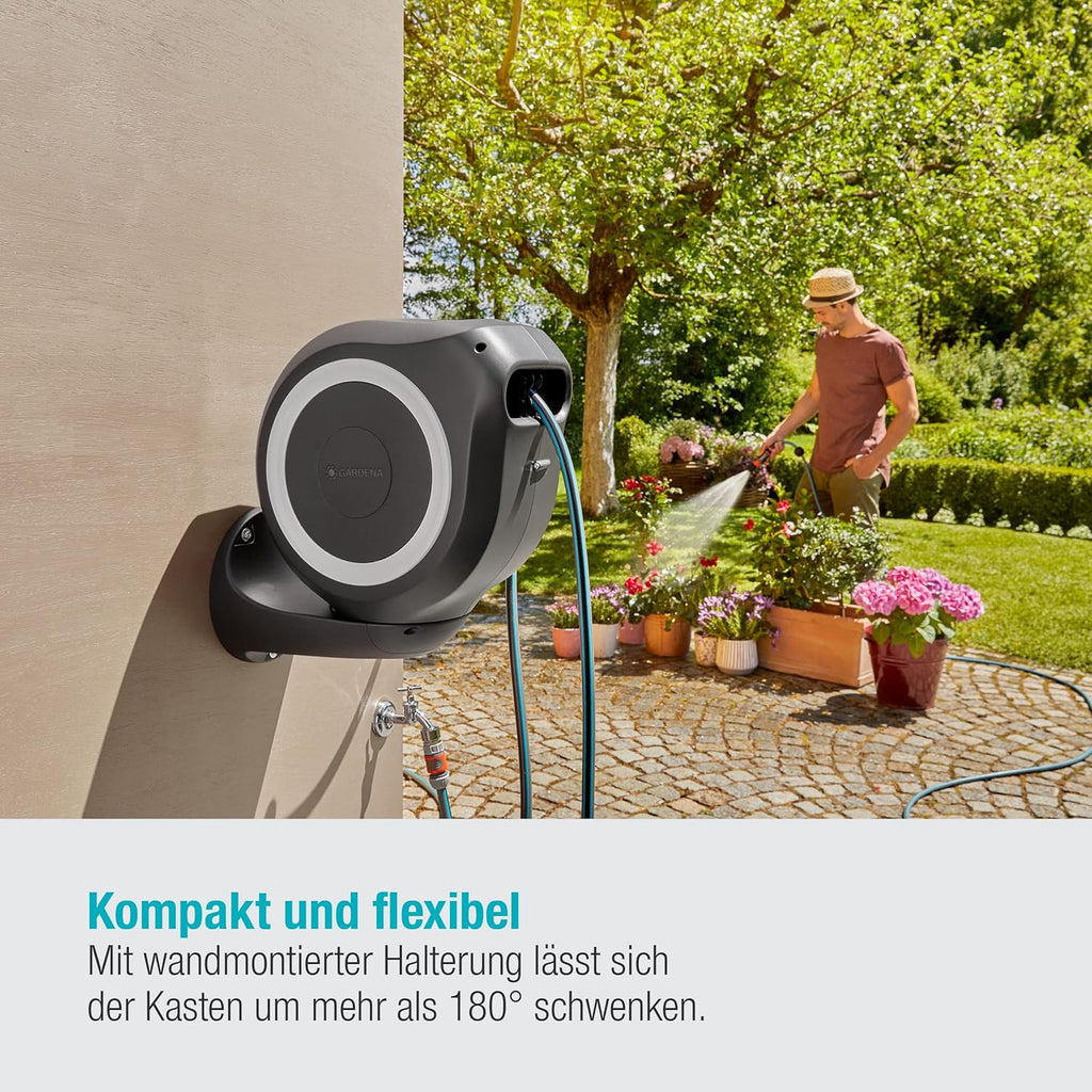 Gardena Wand-Schlauchbox RollUp M 20 m: Flexible Bewässerung für mittelgroße Gärten, schwenkbare Schlauchtrommel, mit Wandhalterung, Systemteilen und Spritze inkl. 20 m Gardena Schlauch (18612-20)