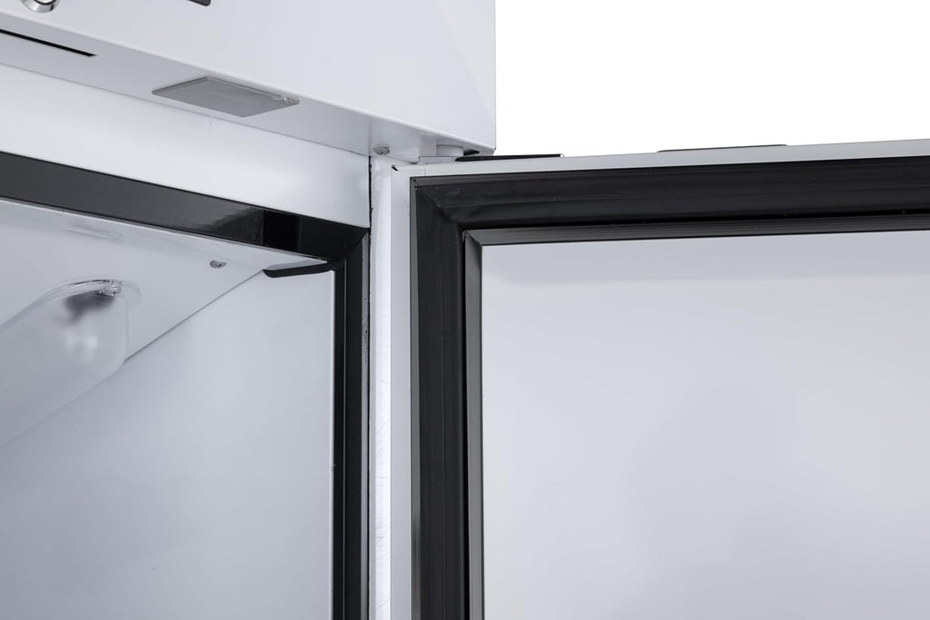 METRO Professional Kühlschrank GRE6400, Edelstahl, 240 L, statische Lüfterkühlung, 300 W, mit Schloss, weiß