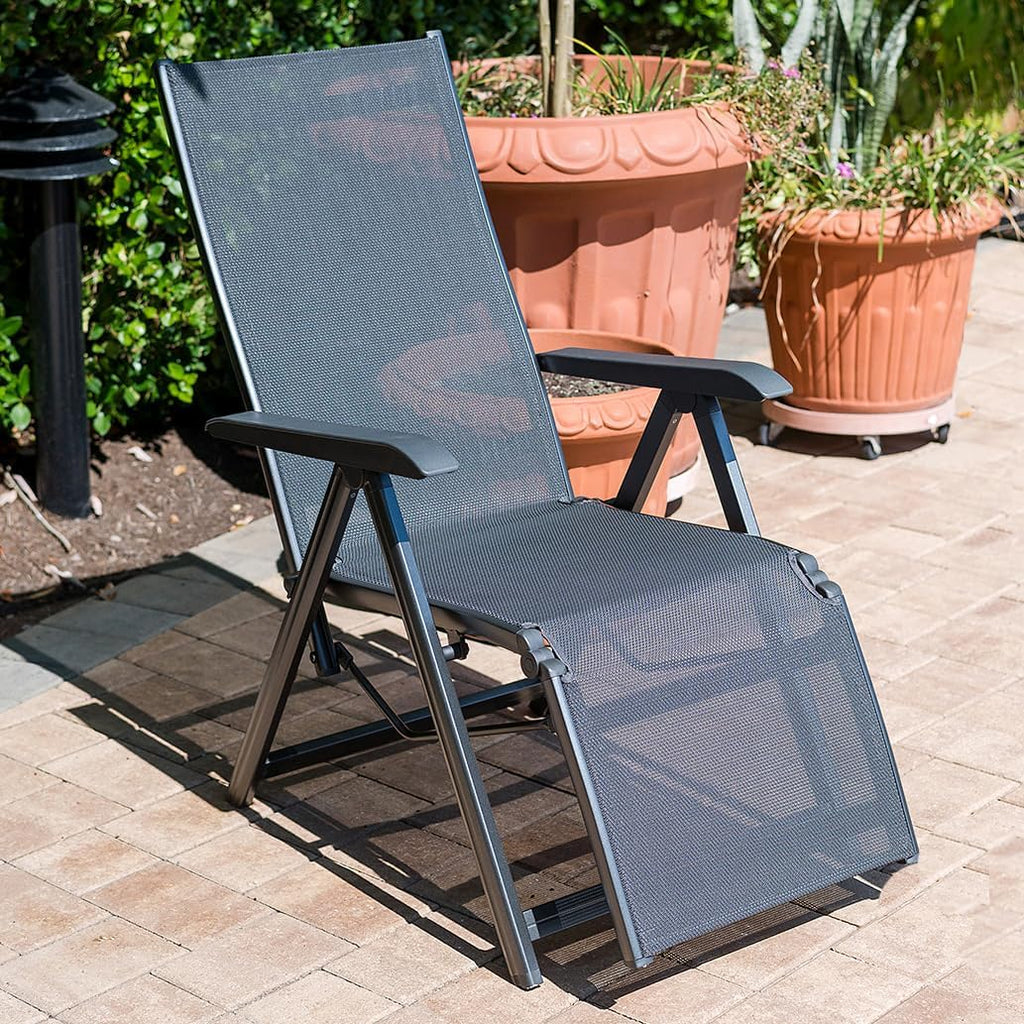 Kettler Relaxsessel Basic Plus – wetterfester Klappstuhl aus Aluminium und mit hautsympathischem Gewebe – verstellbarer Liegestuhl für Terrasse und Garten – anthrazit & anthrazit