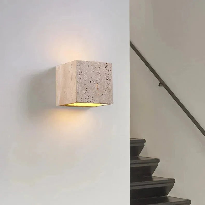 Travertin Wandlampe für Innen & Außen | Steinleuchte
