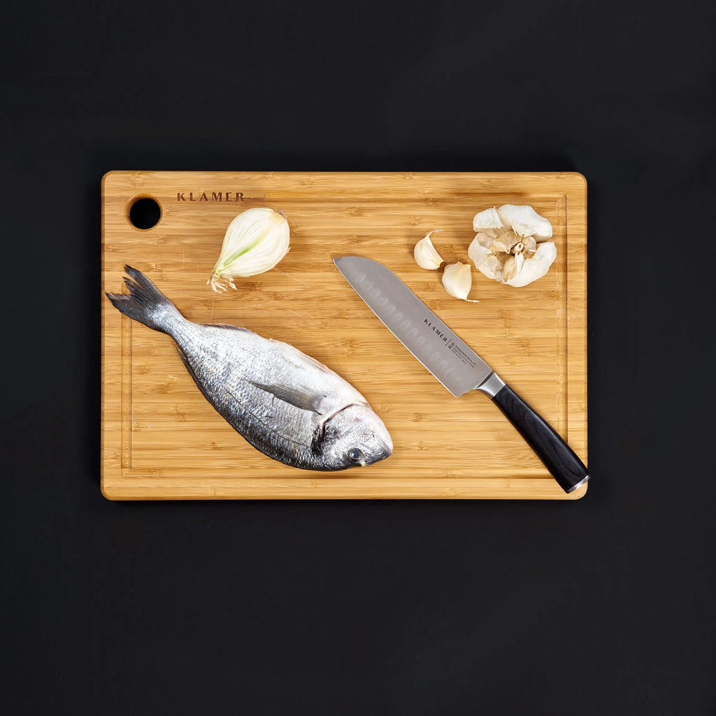 Santoku Damastmesser & Schneidebrett Set
