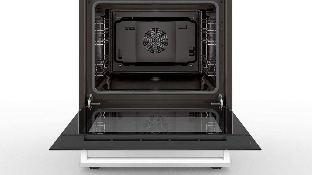 Bosch HKR39C250 Serie 4 Elektro-Standherd, 60 cm breit, EcoClean Direct Reinigungshilfe, 3D Heißluft Backen auf 3 Ebenen, LED-Display-Steuerung, erweiterbare Kochzone für großes Kochgeschirr