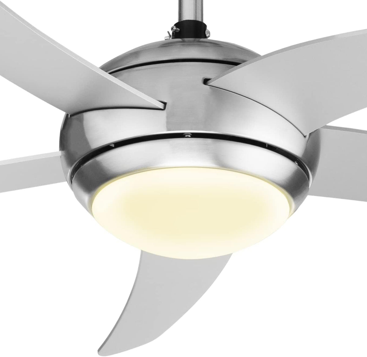 Tristar VE-5815 Deckenventilator mit Licht (E14 Fassung) und Fernbedienung; 112 cm ø; 3 einstellbaren Leistungsstufen; 55 Watt Leistung; Silber