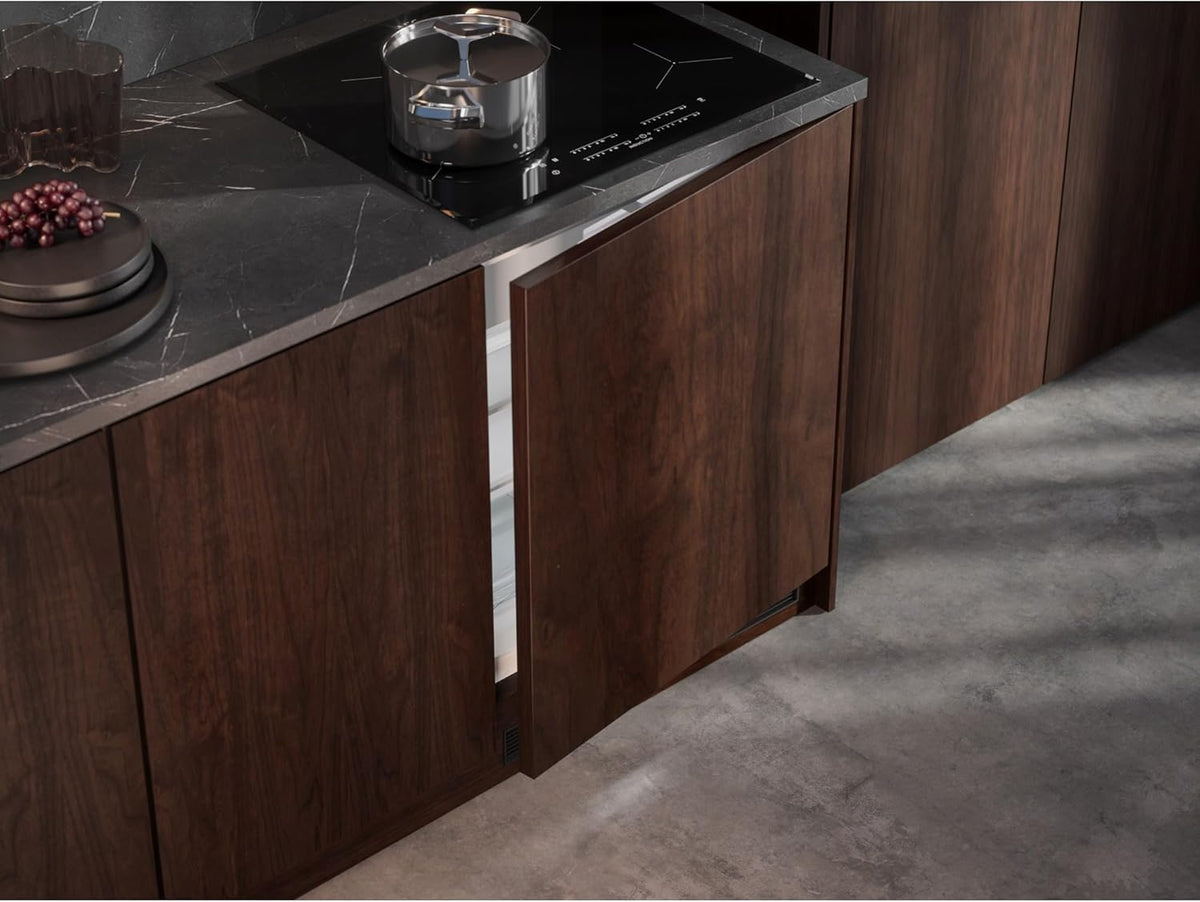 AEG OSF6I82EF Unterbau-Kühlschrank / 820 mm / 4-Sterne-Gefrierfach / 111 L/Festtür/E