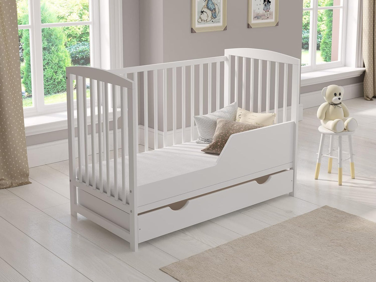 Love For Sleep Babybett Beistellbett 120x60cm mit Schaumstoffmatratze Weiß Jacob Kinderbett Baby Bett Holz - Kinderbett Babybett, Mitwachsend Gitterbett Baby Bed