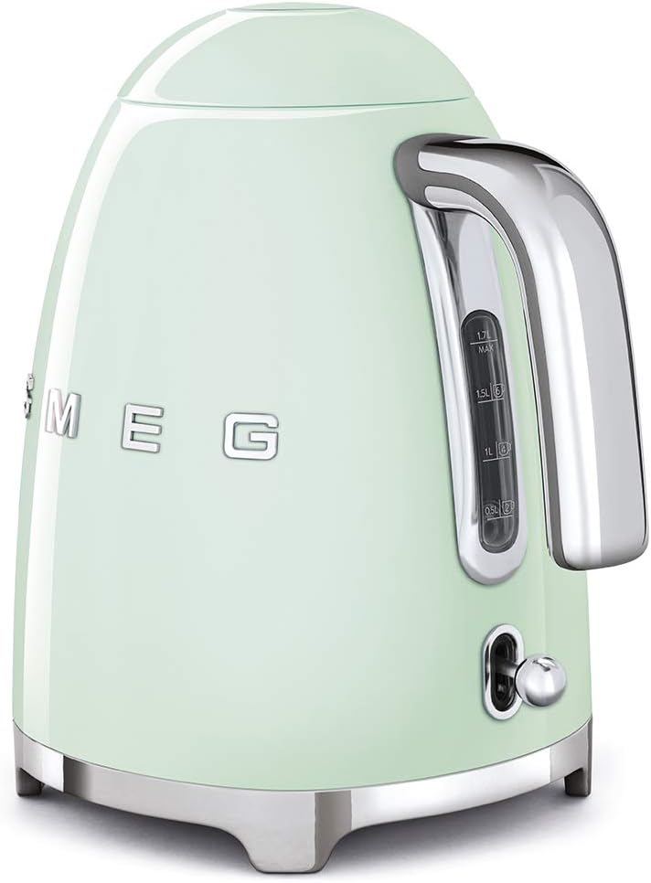 Smeg, KLF03PGEU 1.7L Wasserkocher, Soft-Opening-Kannenverschluss, Herausnehmbarer Anti-Kalkfilter aus Edelstahl, Automatische Abschaltung bei 100°C, Rutschfeste Stellfüße, 2400W Leistung, Pastellgrün
