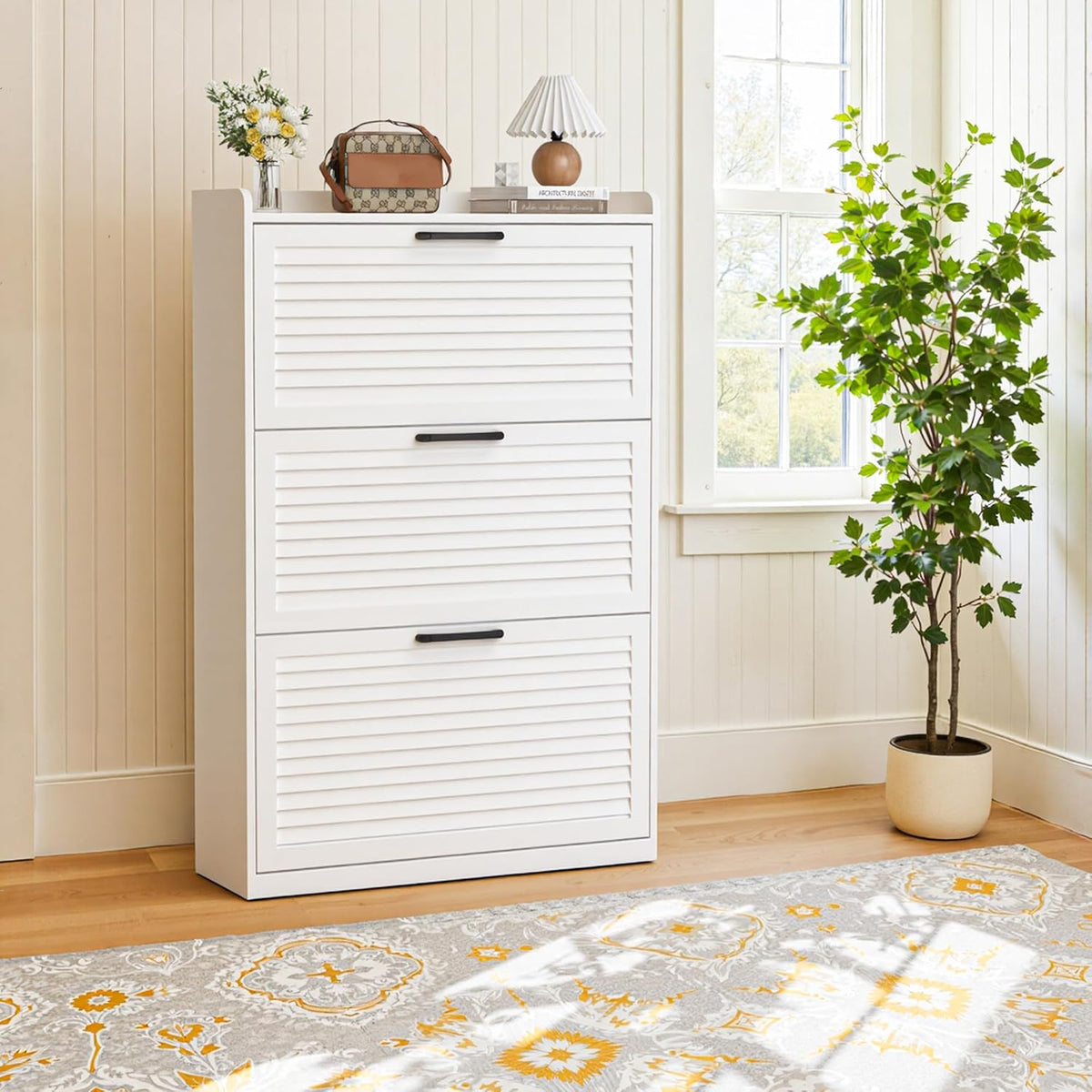 BonVache Schuhschrank Schmal, Schuhkipper mit Lamellentür, Schuhregal mit 3 Klappen, Schuhkommode mit 6 Verstellbar Ablageflächen, Schuhaufbewahrung für Flur, 80x24x120 cm, Weiß