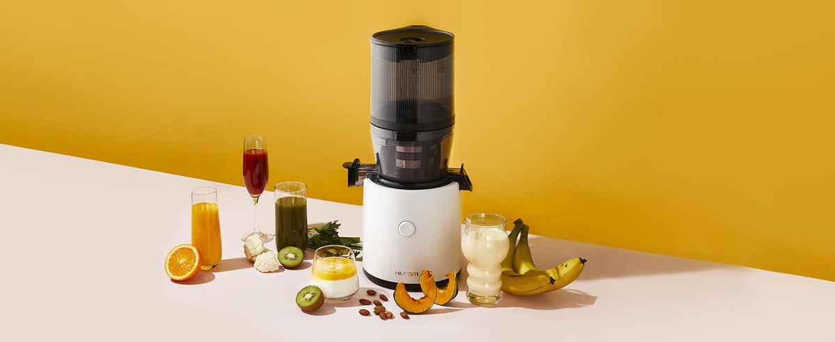 HUROM | Entsafter Gemüse und Obst | Slow Juicer | H320N | Elektrische Kaltpresse | Ruhiger Motor | Leicht zu Reinigen | mit groem Behlter und Siebfilter 2L | 200 Watt | BPA Frei | Schwarz