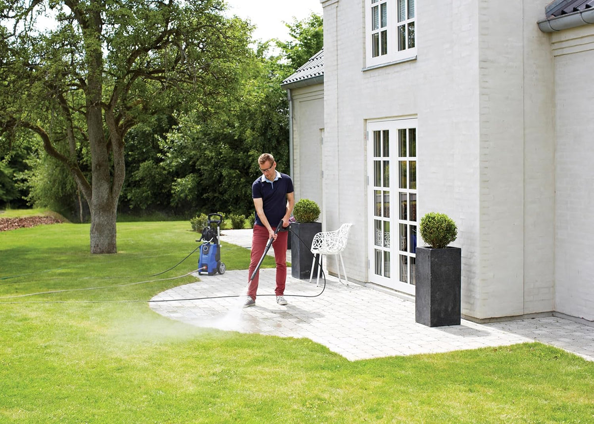 Nilfisk bar Hochdruckreiniger mit Induktionsmotor (inkl. Patio Cleaner Flächenreiniger und rotierende Bürste) E145.4-9 blau