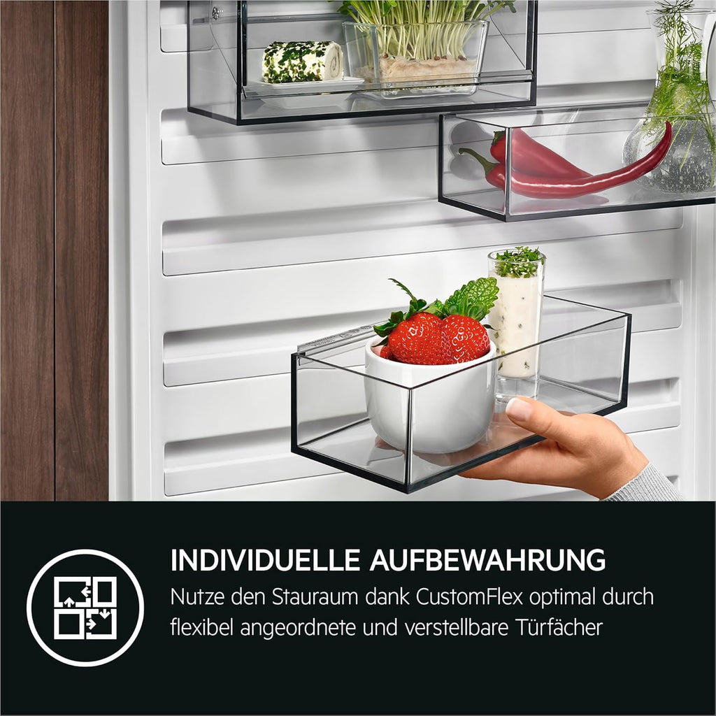 AEG Einbau-Kühlschrank 178cm mit 4-Sterne-Gefrierfach, Serie 6000 DynamicAir: gleichmäßige Kälteverteilung auf allen Ebenen, Kühlen 261L, Gefrieren 22L, SoftClosing, LCD-Display, Festtür, TF6FS181DC