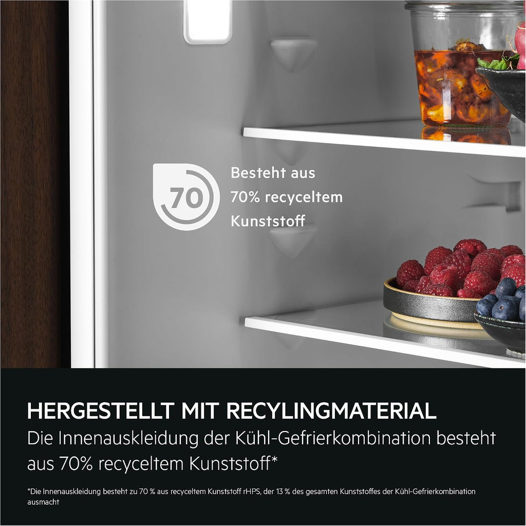 AEG Einbau‑Kühl‑Gefrierkombination 178cm, flüsterleise 27 dB, Serie 7000 NoFrost KI CoolAssist- automatische Frische ohne Abtauen, EEK A, Kühlen 182 L, Gefrieren 63 L, Zone 0°, Festtür, TC7CS181AF