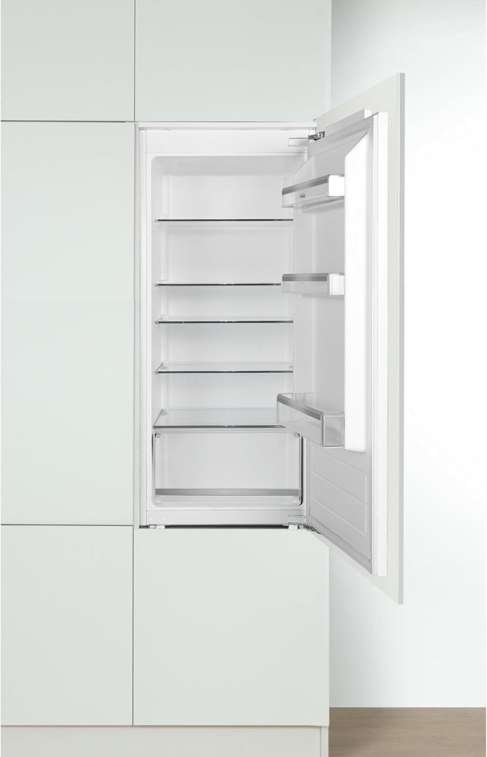 Amica Einbau‑Vollraum‑Kühlschrank Schlepptür‑Technik 1220 mm Nische elektronische Steuerung Inverter‑Motor LED‑Beleuchtung 54 x 122,1 x 54 cm – Einbaukuehlschrank