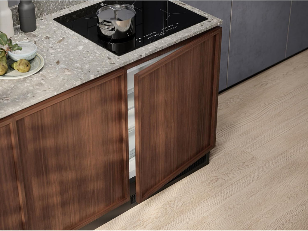 Electrolux Integrierbarer Kühlschrank ESB2AE82S, 0,82 m