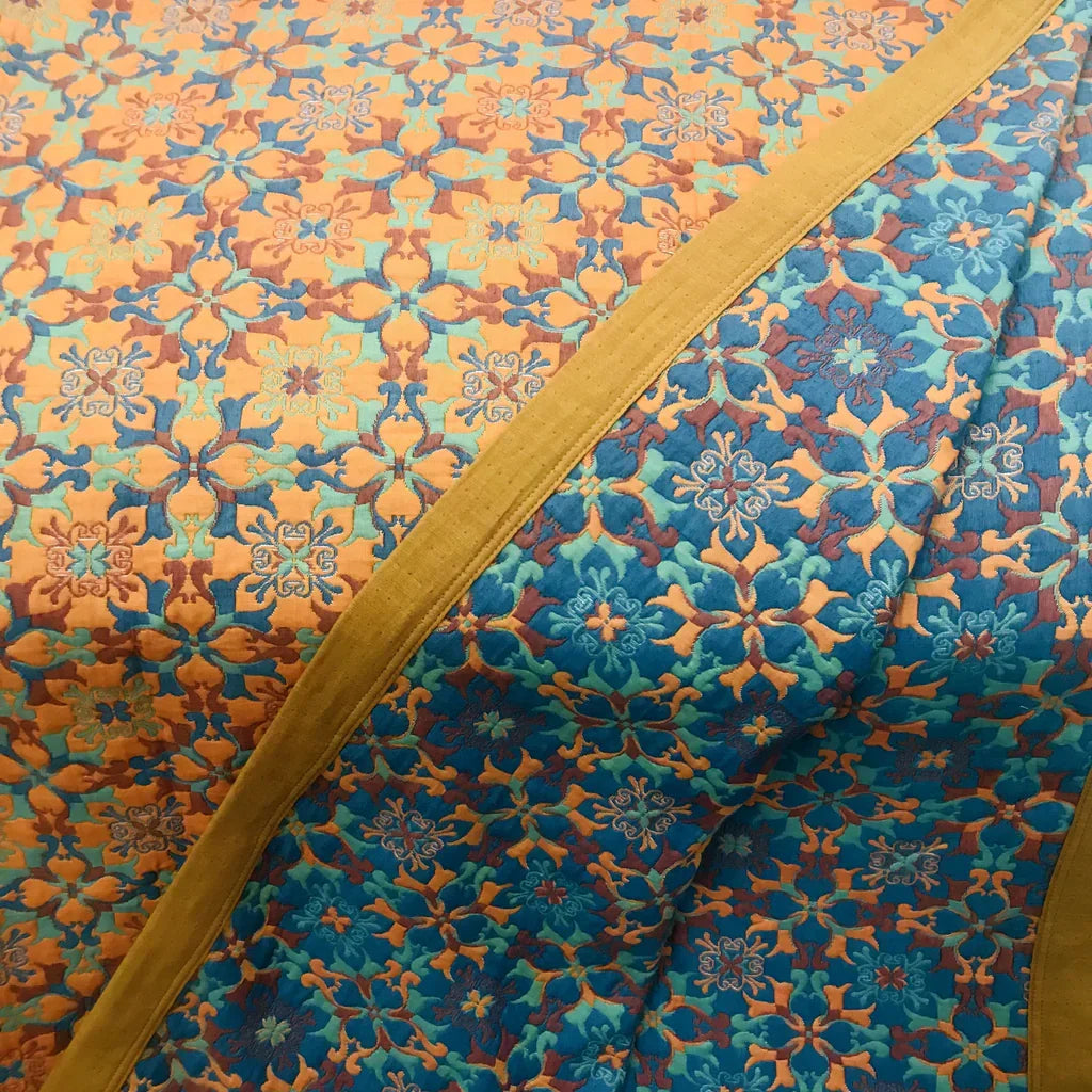 Blau Gemusterter Sechs-Lagen Baumwoll-Quilt – TerraLoom Komfortdecke