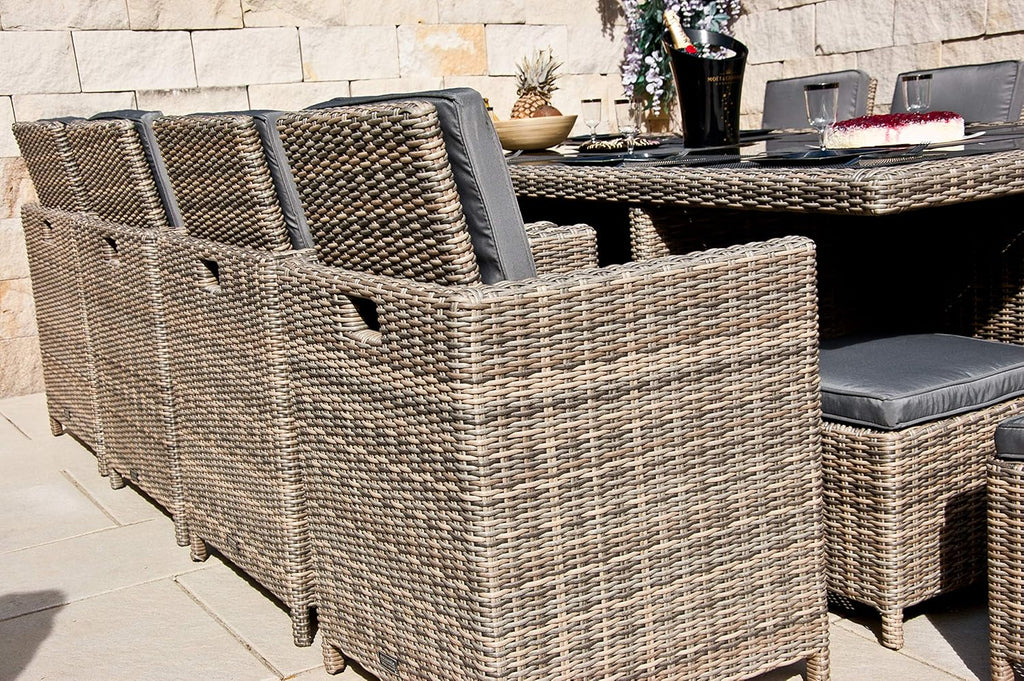 PolyRattan - Deutscher Hersteller - 10 Jahre GARANTIE auf UV-Beständigkeit - Gartenmöbel Essgruppe Tisch 8 Stuhl Hocker Polster Rostfrei Aluminium Dining Lounge Naturfarben Grau Schwarz