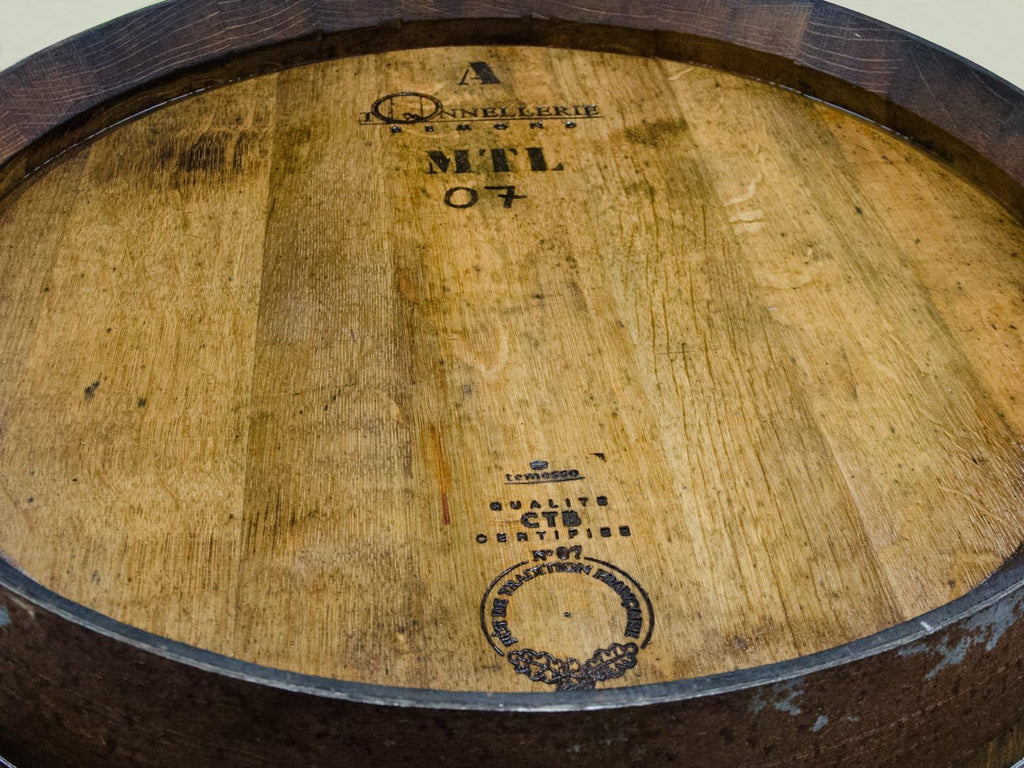 Temesso Stehtisch Tisch aus gebrauchtem Holzfass Weinfass, Fass, Barrique Tisch aus Eiche Holz rustikal 225 Liter (rustikal geölt)